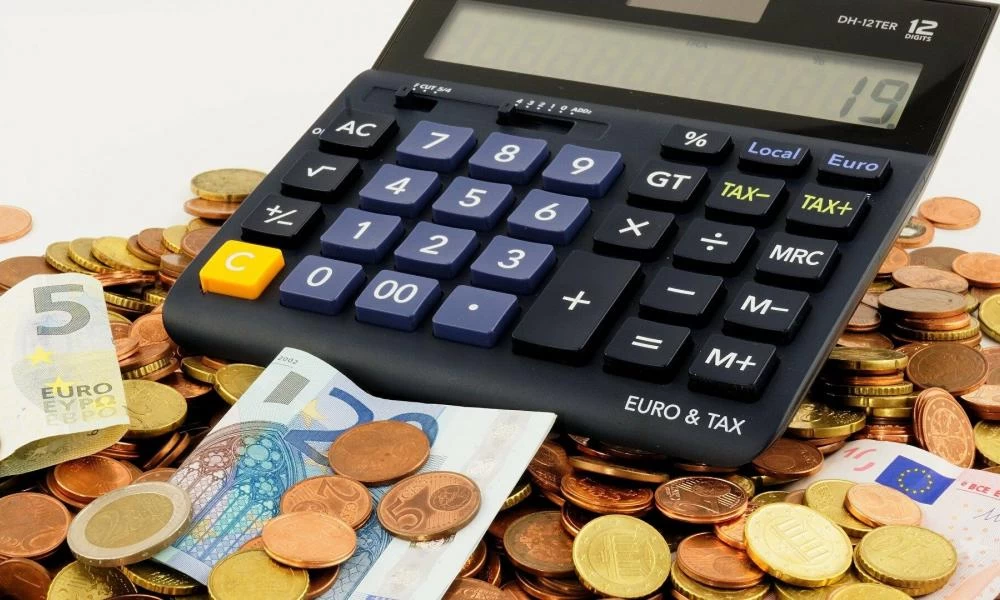 Επιστροφή φόρου: Οι καθυστερήσεις και οι «παγίδες» που πρέπει να αποφευχθούν